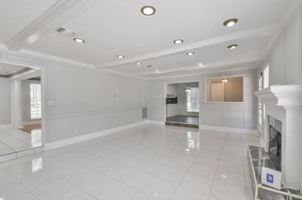 17519 Sugar Pne Dr, Houston TX 77090-2053 exterior