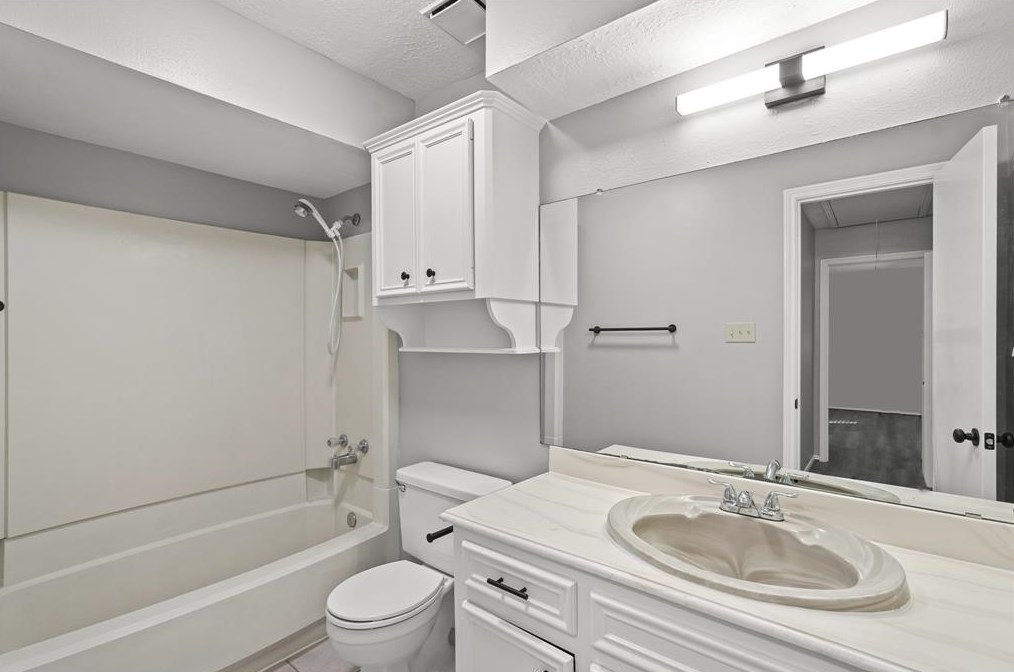 2514 Knollbrook Ln, Spring TX  77373-9127 exterior