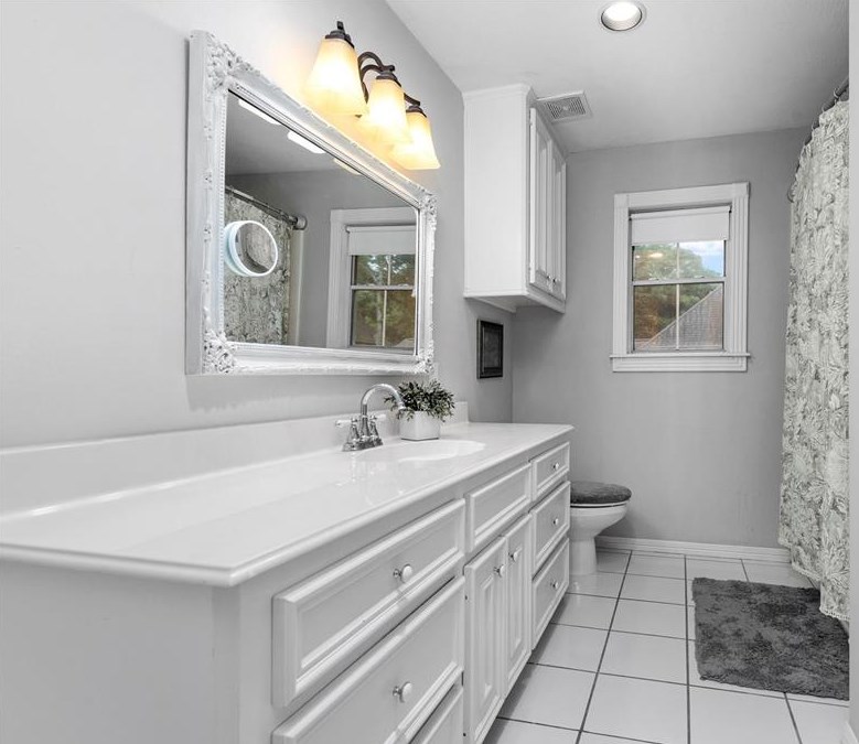 16107 Parish Hall Dr, Spring TX 77379-6631 exterior