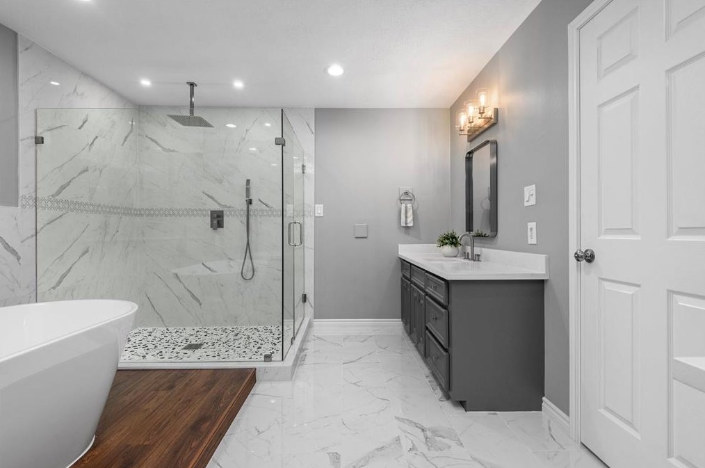 16107 Parish Hall Dr, Spring TX 77379-6631 exterior