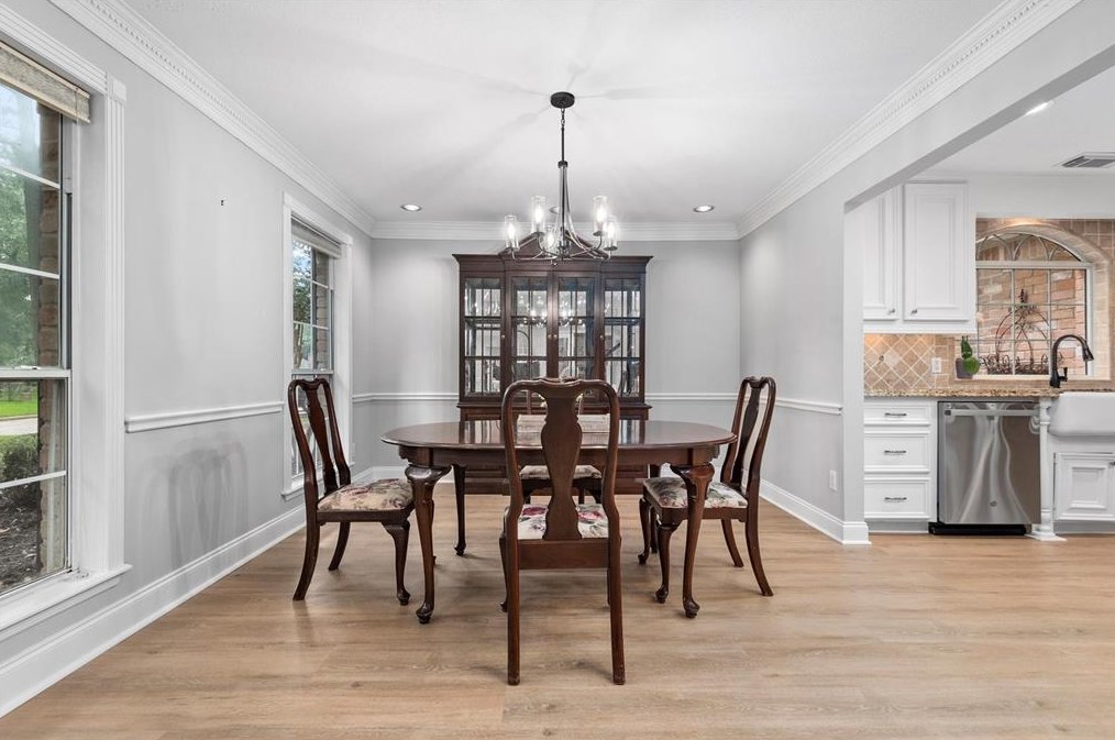 16107 Parish Hall Dr, Spring TX 77379-6631 exterior