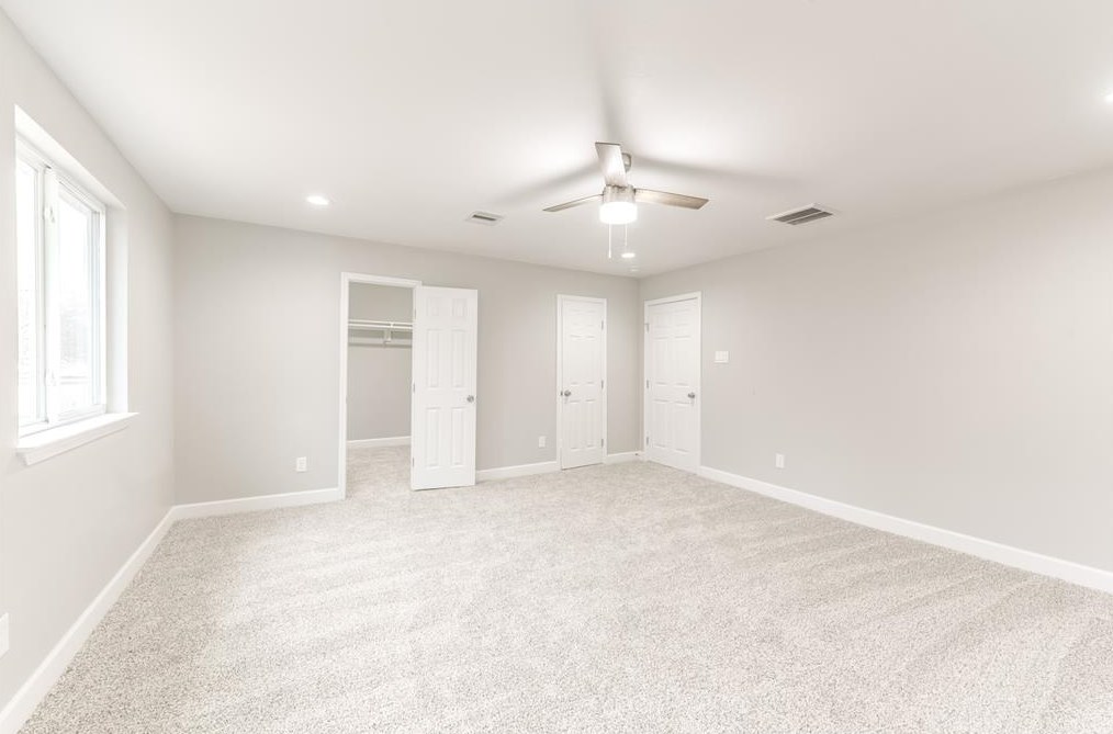 5763 Easthampton Dr, Houston TX  77039-5046 exterior