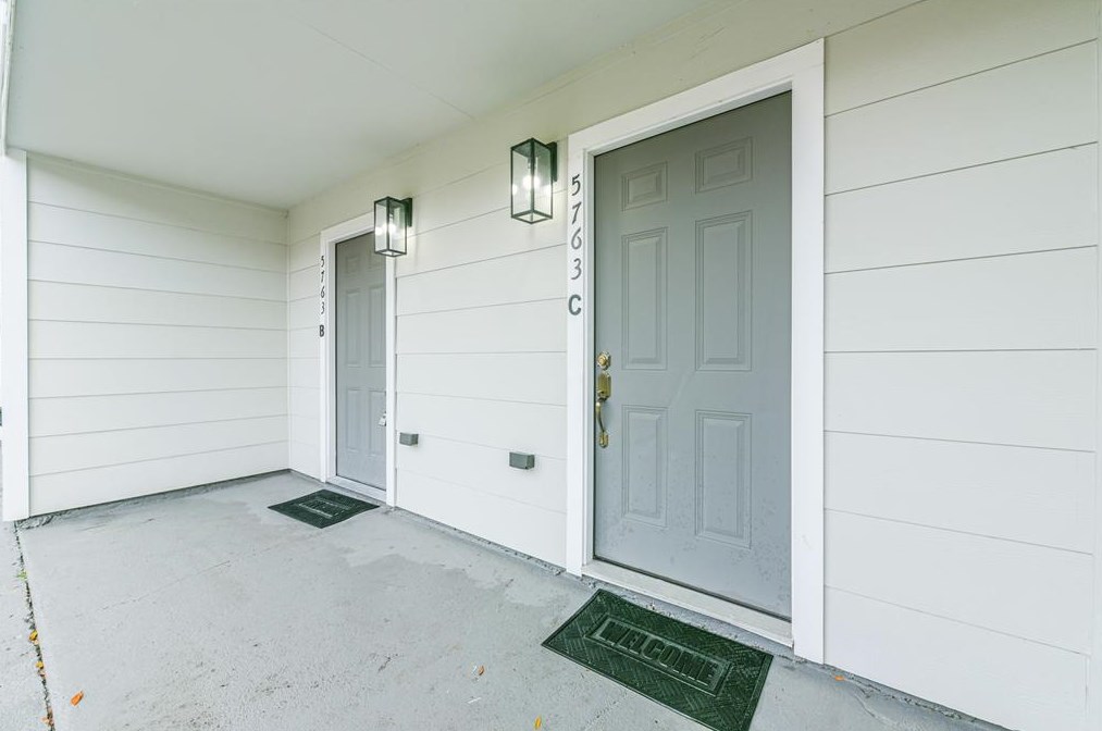 5763 Easthampton Dr, Houston TX  77039-5046 exterior