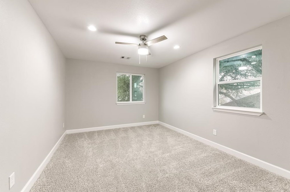 5763 Easthampton Dr, Houston TX  77039-5046 exterior