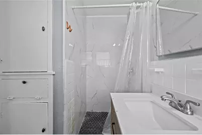 1919 McDuffie #2, Houston, TX 77019 - Photo 11