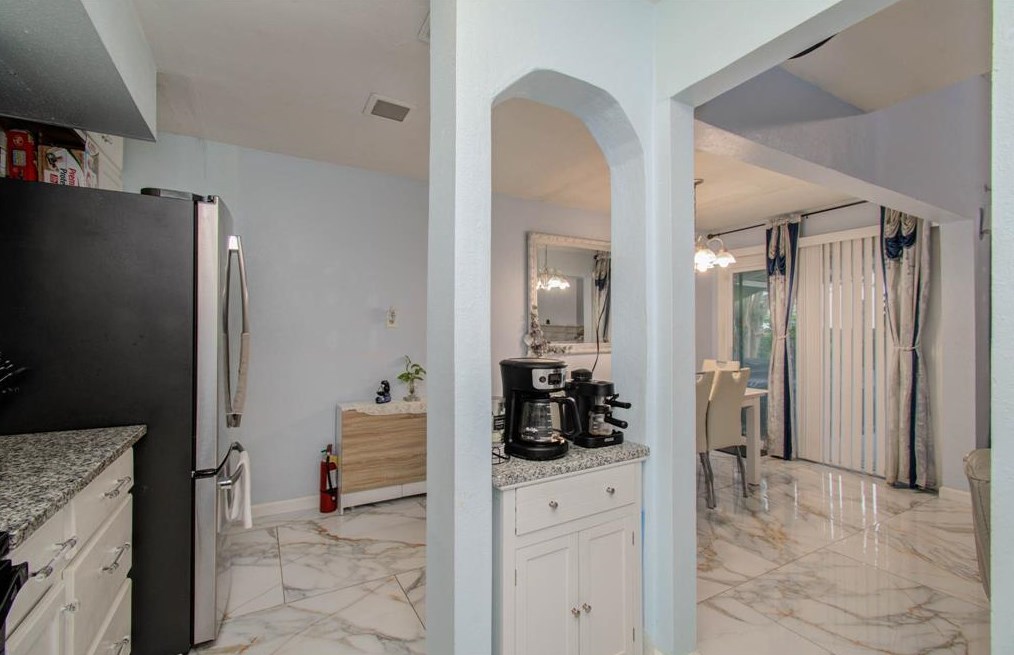 12321 Corona Ln, Houston TX 77072-3330 exterior