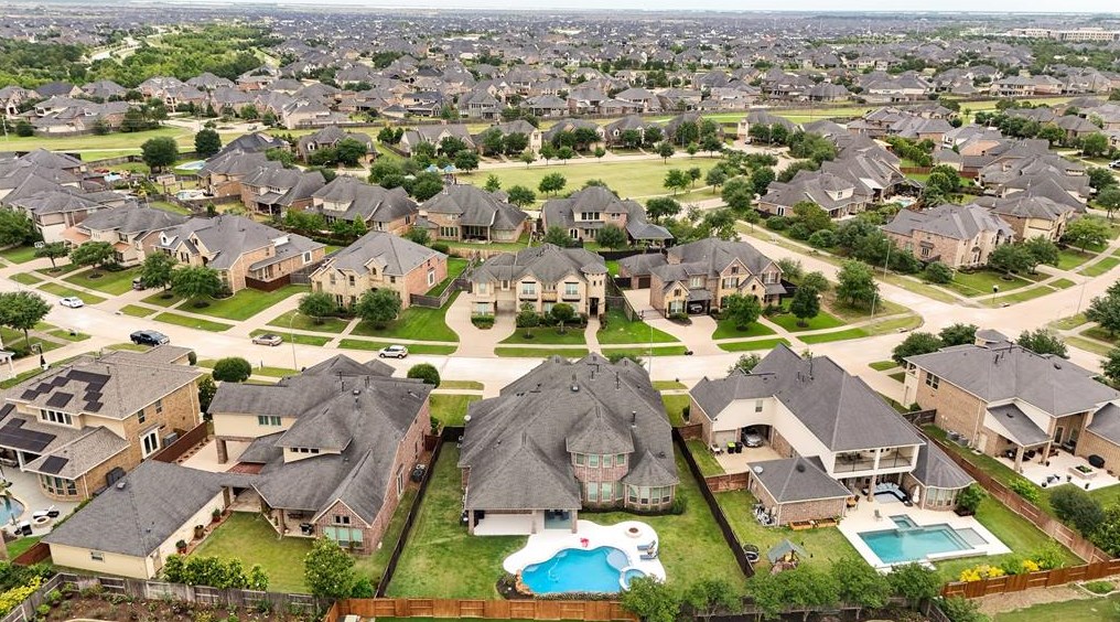 5711 Mustang Rdg Ln, Fulshear TX 77441-2148 exterior