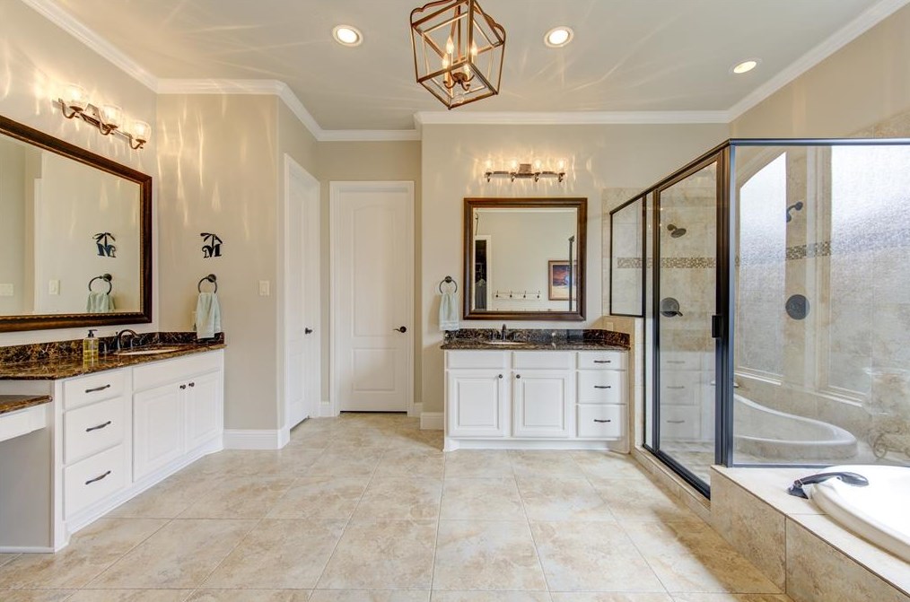 5711 Mustang Rdg Ln, Fulshear TX 77441-2148 exterior