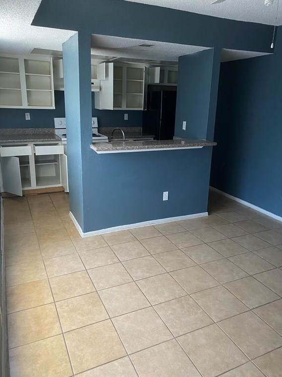 781 Country Place Dr, Houston TX  77079-5598 exterior