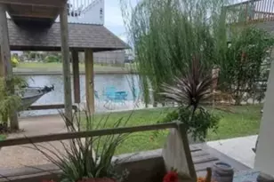 5 S Redwing St, La Marque, TX 77568 - Photo 3