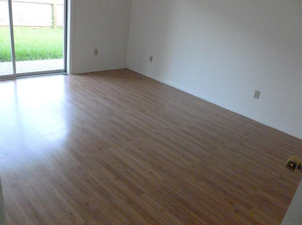 7830 Oakington Dr, Houston TX  77071-2020 exterior