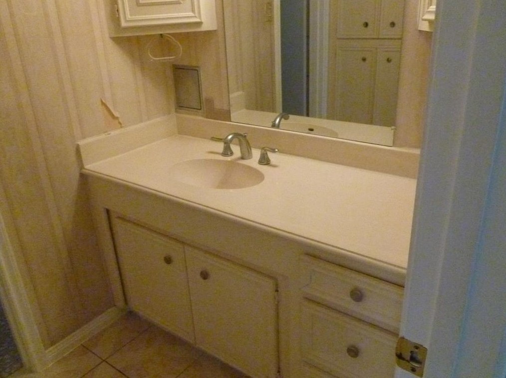 7830 Oakington Dr, Houston TX  77071-2020 exterior