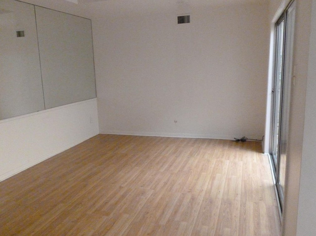 7830 Oakington Dr, Houston TX  77071-2119 exterior