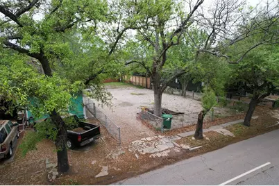 1439 Yale Street S, Houston, TX 77008 - Photo 5