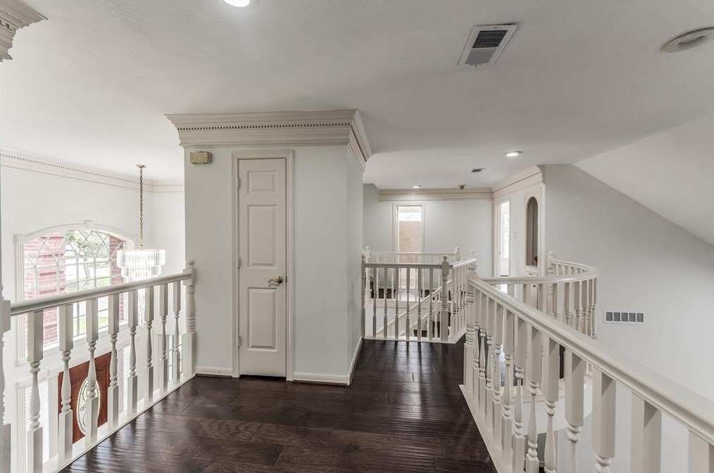 402 Lakeside Blvd, Sugar Land TX 77478-3961 exterior