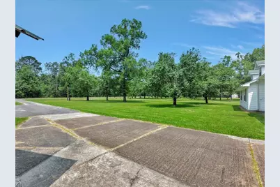 21441 Fm 705, Broaddus, TX 75929 - Photo 5