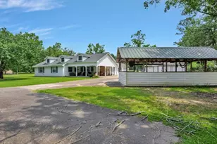 21441 Fm 705, Broaddus, TX 75929 - Photo 3