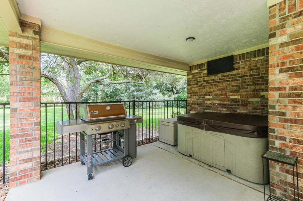 15813 Drifting Rose Dr, Cypress TX exterior