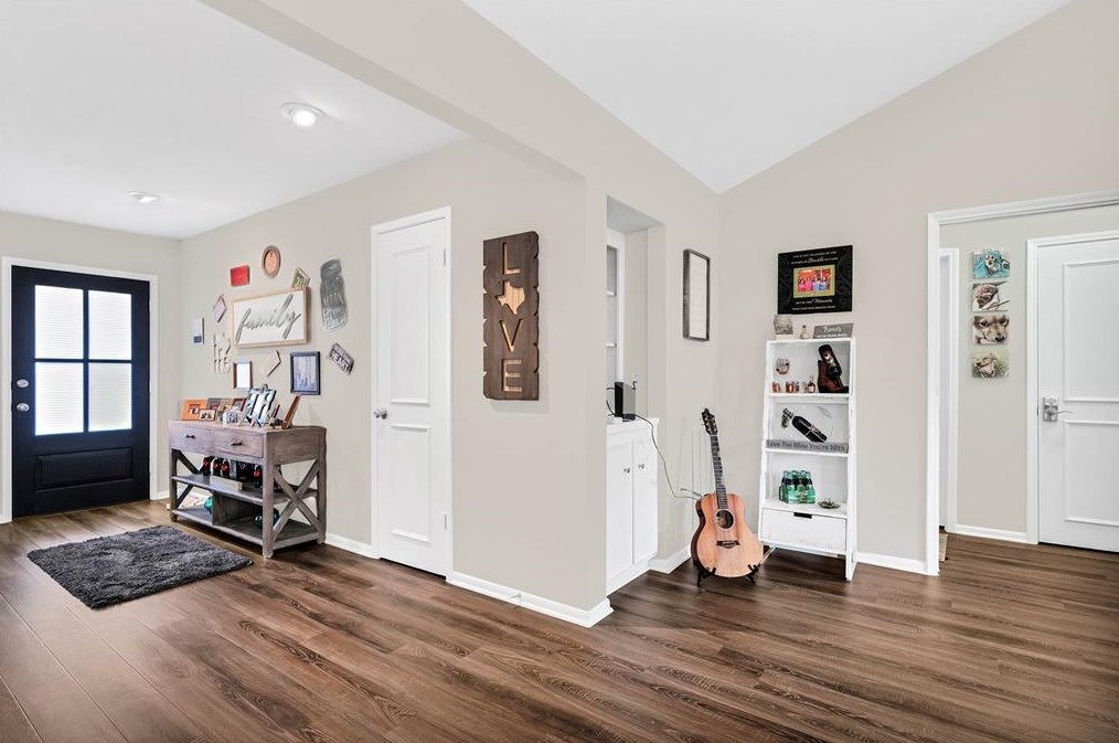 143 Bluebonnet St, Sugar Land TX  77478-3801 exterior