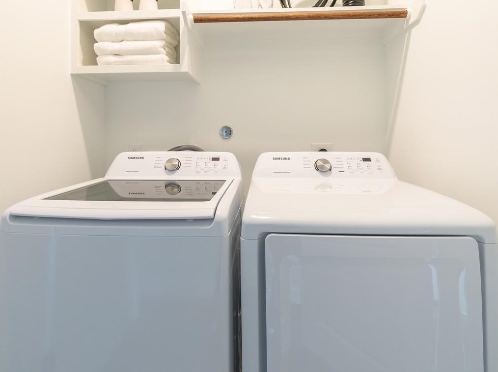 420 Janisch Rd, Houston TX  77018-2210 exterior