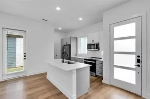 1438B Forward Dr, Little Elm, TX 75068 - Photo 5