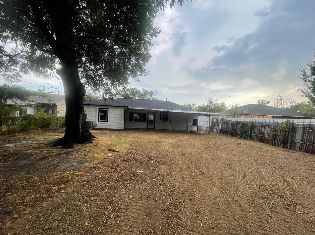 13351 Orleans St, Houston TX  77015-3527 exterior