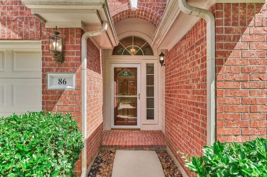 86 Veranda Ridge Dr, Spring TX  77382-1720 exterior