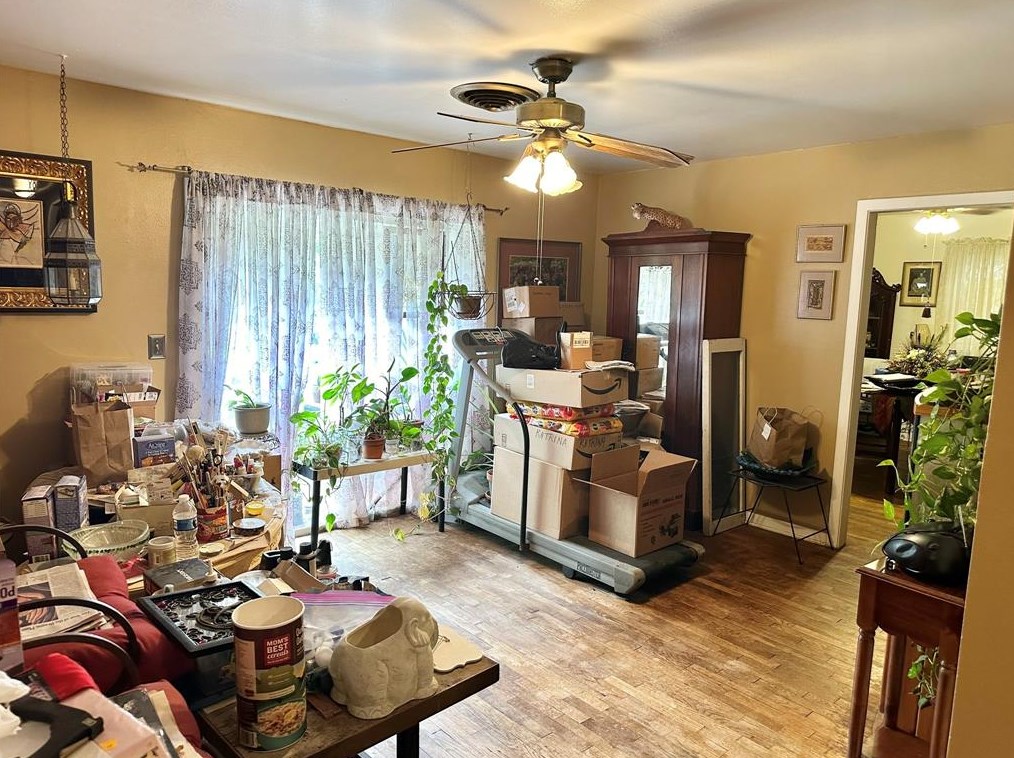 5030 Clover St, Houston TX  77051-2723 exterior