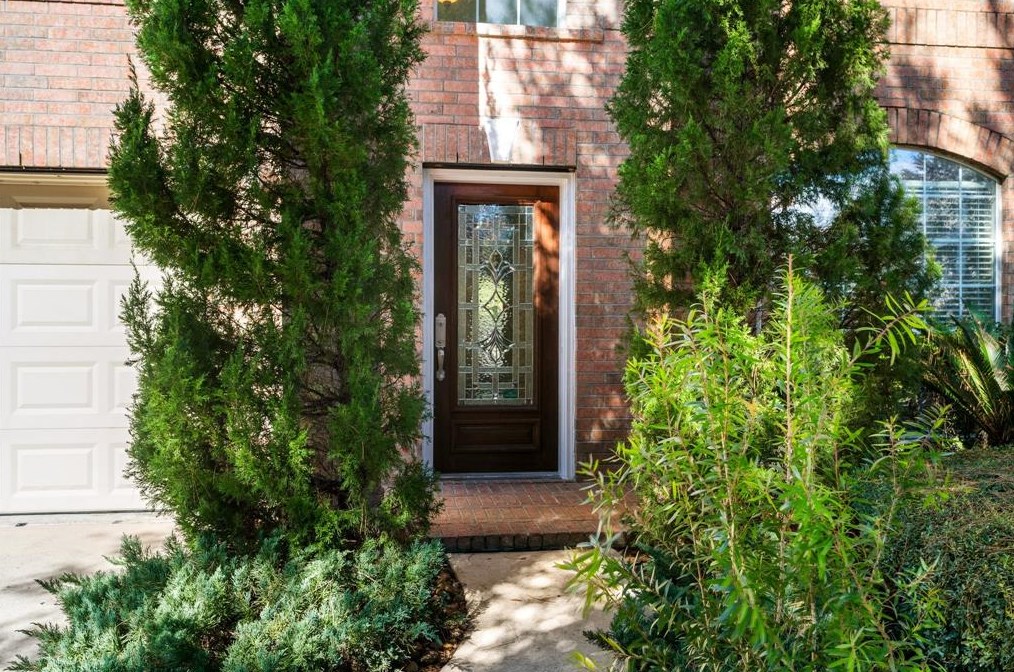 11 Spinning Wheel Cir, Spring TX  77382-1445 exterior