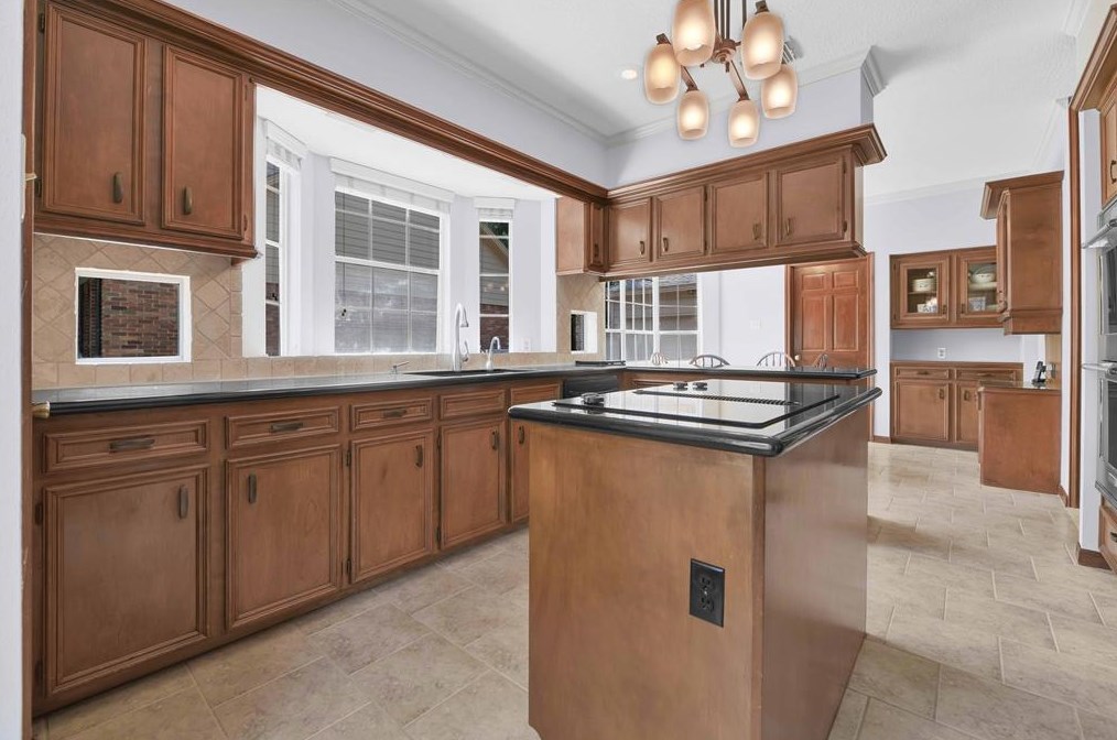 5519 Sycamore Crk, Humble TX 77345-1473 exterior