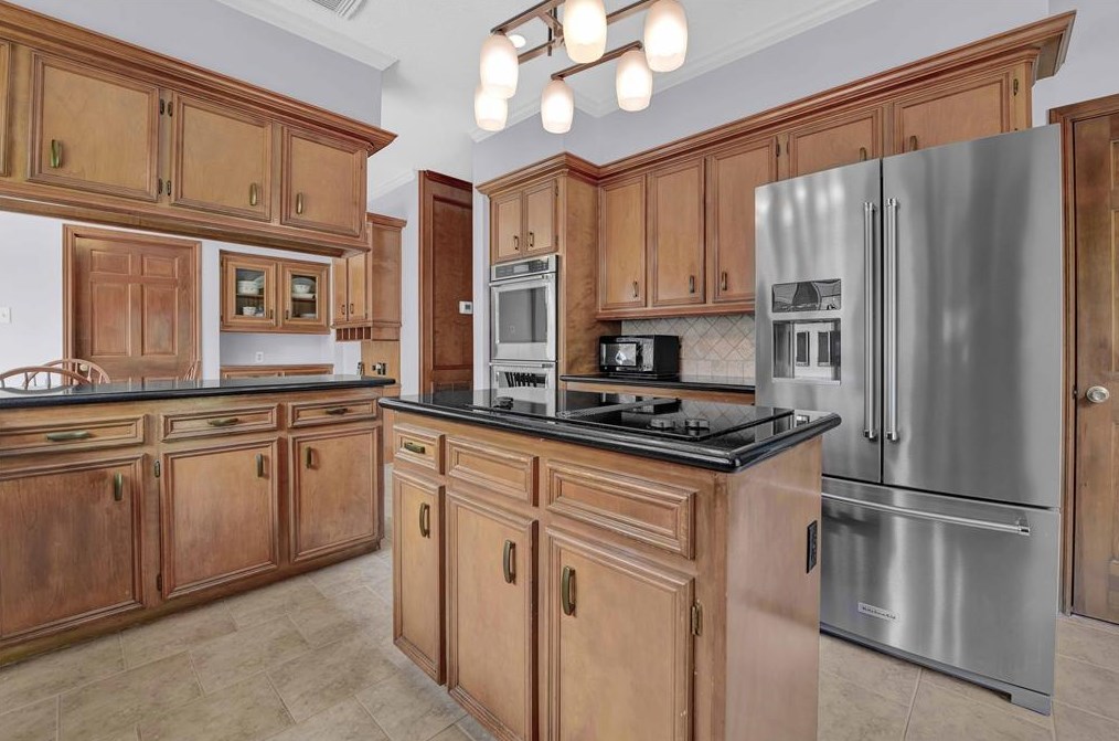 5519 Sycamore Crk, Humble TX 77345-1473 exterior