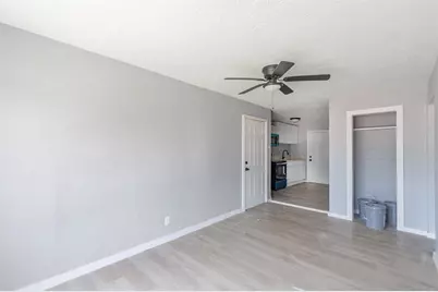 126 W 6th Street, Freeport, TX 77541 - Photo 33