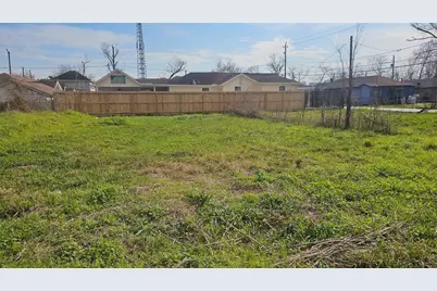 3208 Jewel Street, Houston, TX 77026 - Photo 3