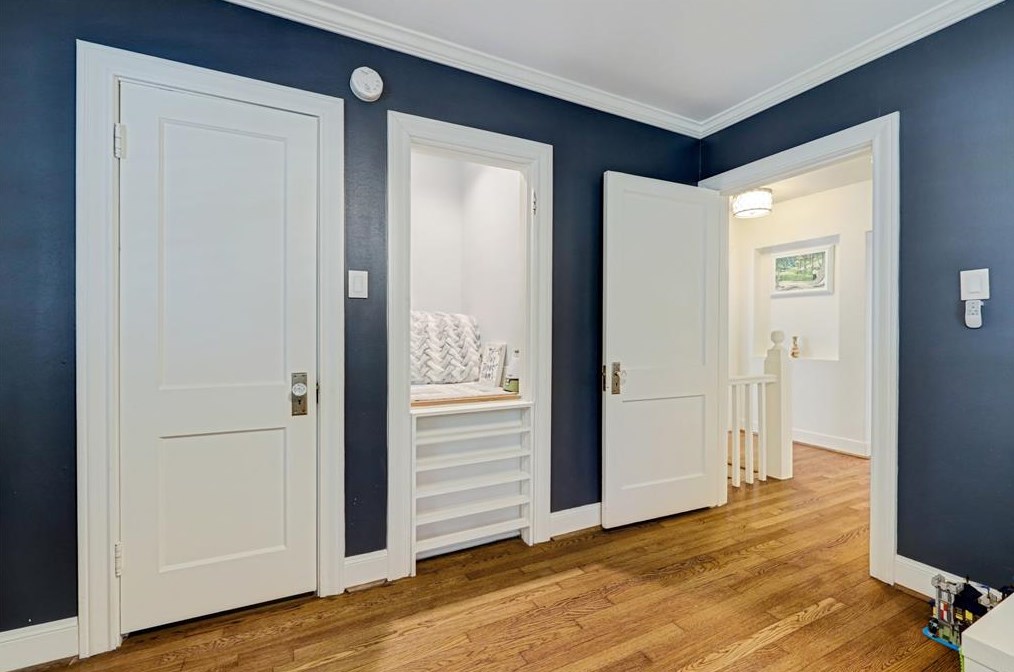 6110 Lk, Houston TX 77005-3134 exterior