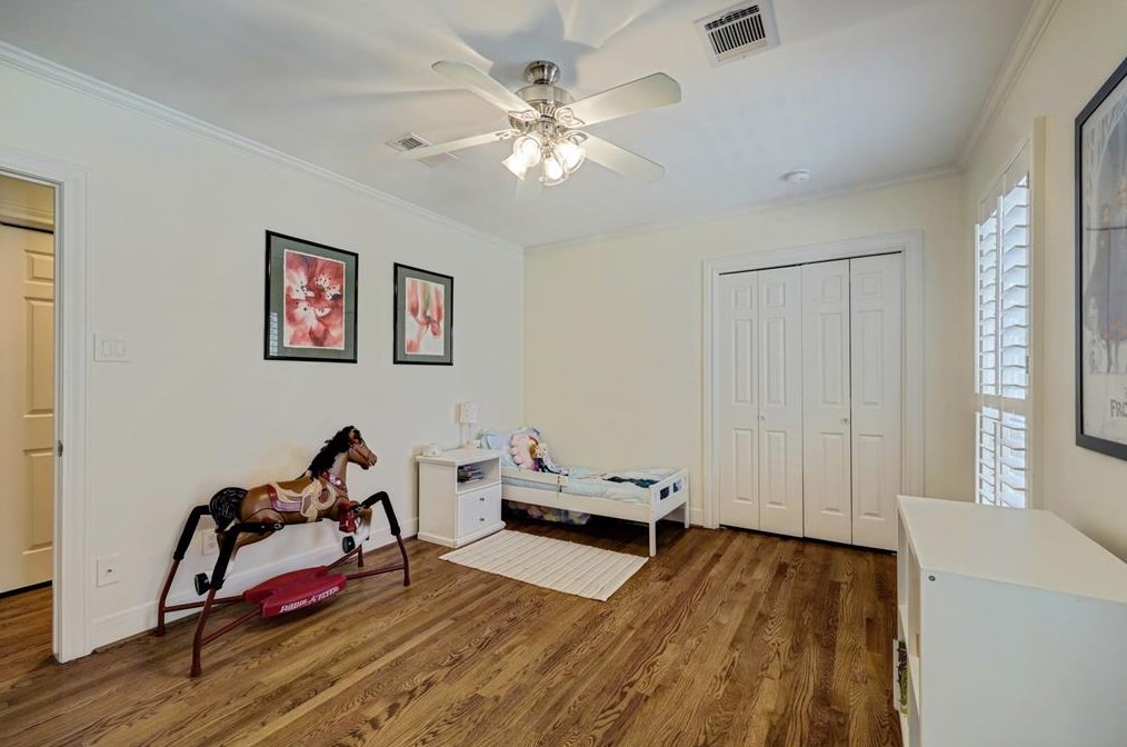 6110 Lk, Houston TX 77005-3134 exterior