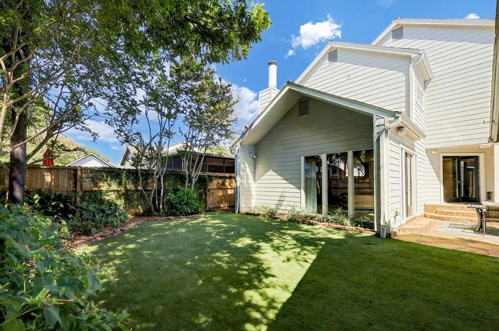 6110 Lk, Houston TX 77005-3134 exterior