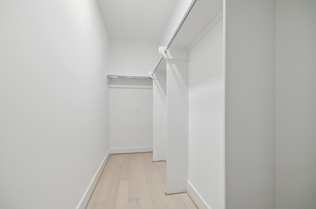 1808 Hazard St, Houston TX 77019-5720 exterior