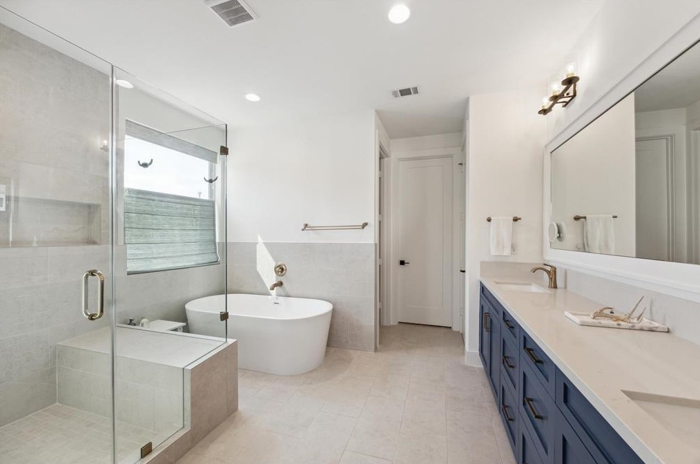 1808 Hazard St, Houston TX 77019-5720 exterior