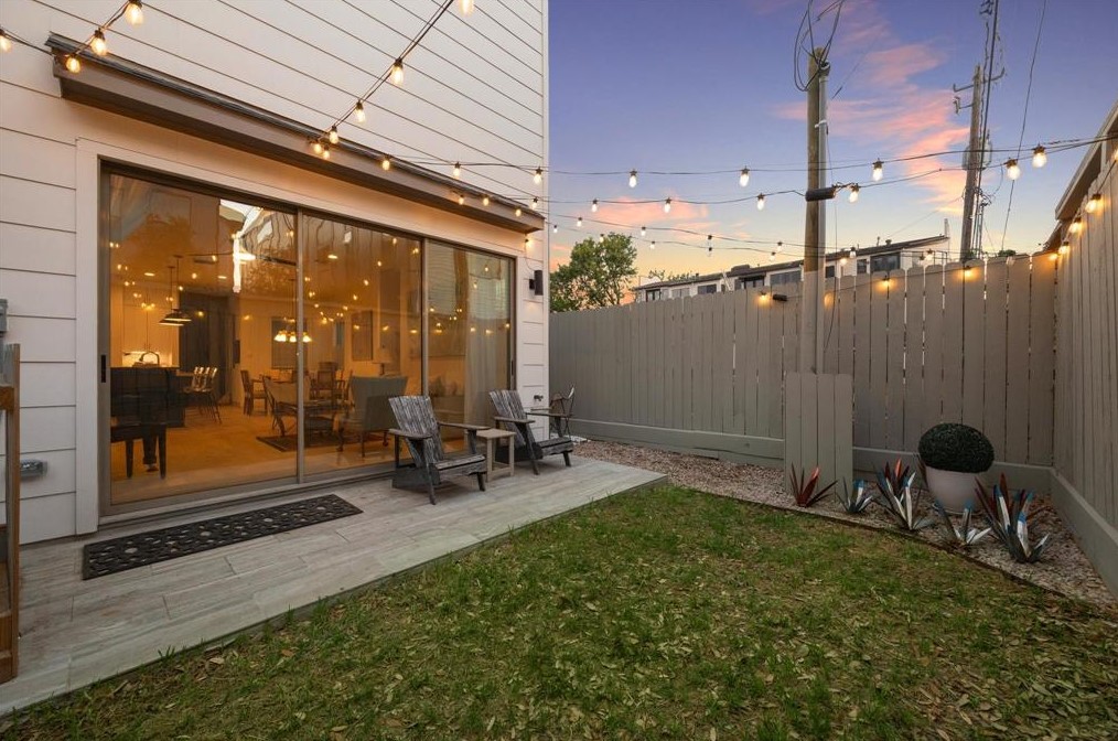 1808 Hazard St, Houston TX 77019-5720 exterior