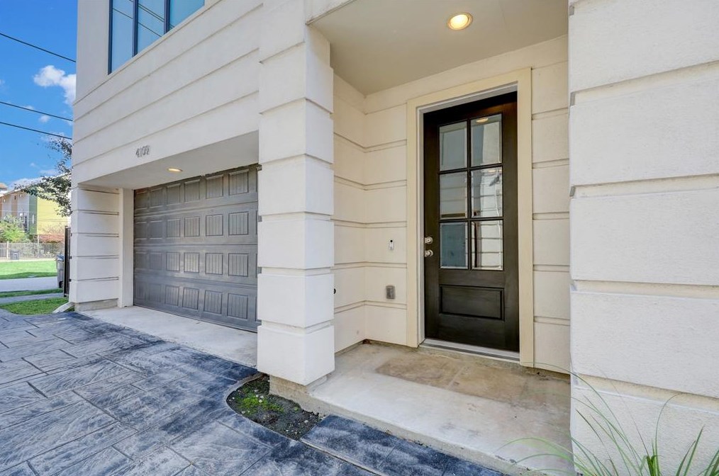 4109 Eigel St, Houston TX  77007-3517 exterior