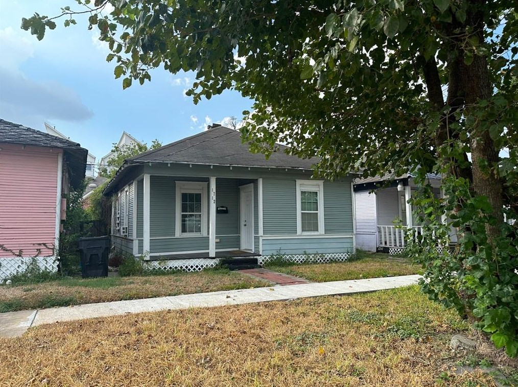 1712 Sampson St, Houston TX  77003-5432 exterior