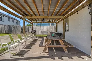 2315 67th St, Galveston, TX 77551 - Photo 19