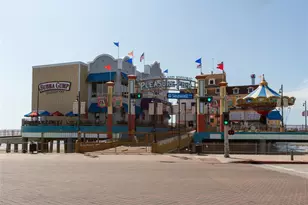 7000 Seawall Blvd, Galveston, TX 77551 - Photo 47