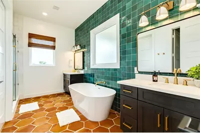 13010 Buccaneer Parkway, Freeport, TX 77541 - Photo 21