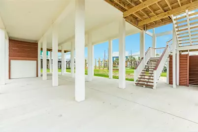 13010 Buccaneer Parkway, Freeport, TX 77541 - Photo 41