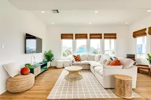 13010 Buccaneer Pkwy, Freeport, TX 77541 - Photo 9