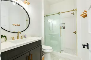 13010 Buccaneer Pkwy, Freeport, TX 77541 - Photo 25