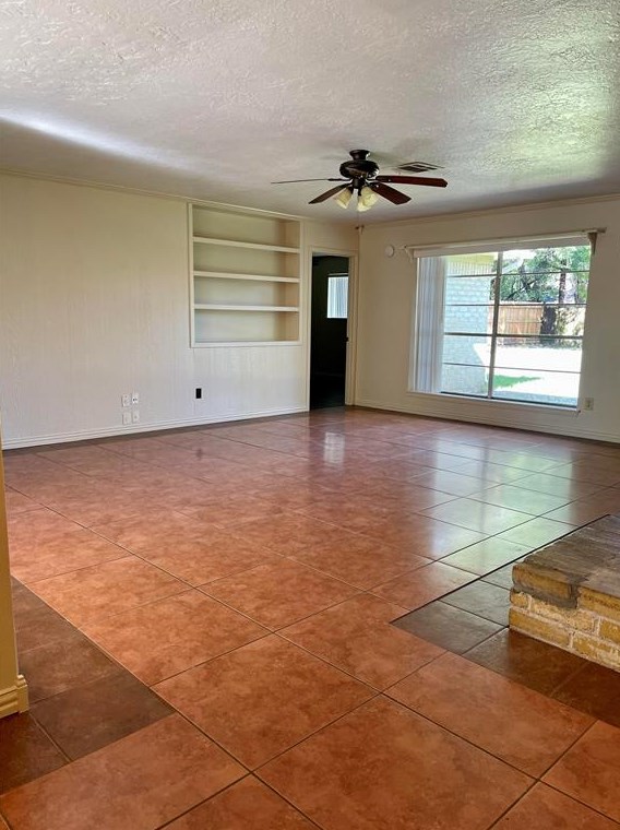 9806 Cane Creek Dr, Houston TX  77070-2004 exterior