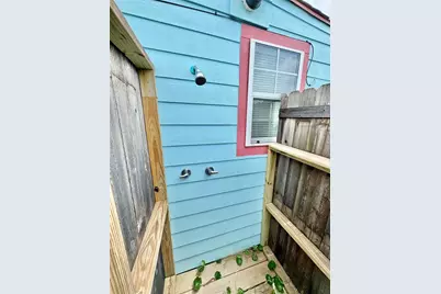 6104 Heards Lane, Galveston, TX 77551 - Photo 13