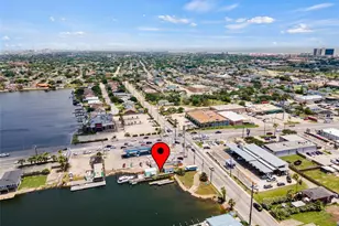 6104 Heards Ln, Galveston, TX 77551 - Photo 5